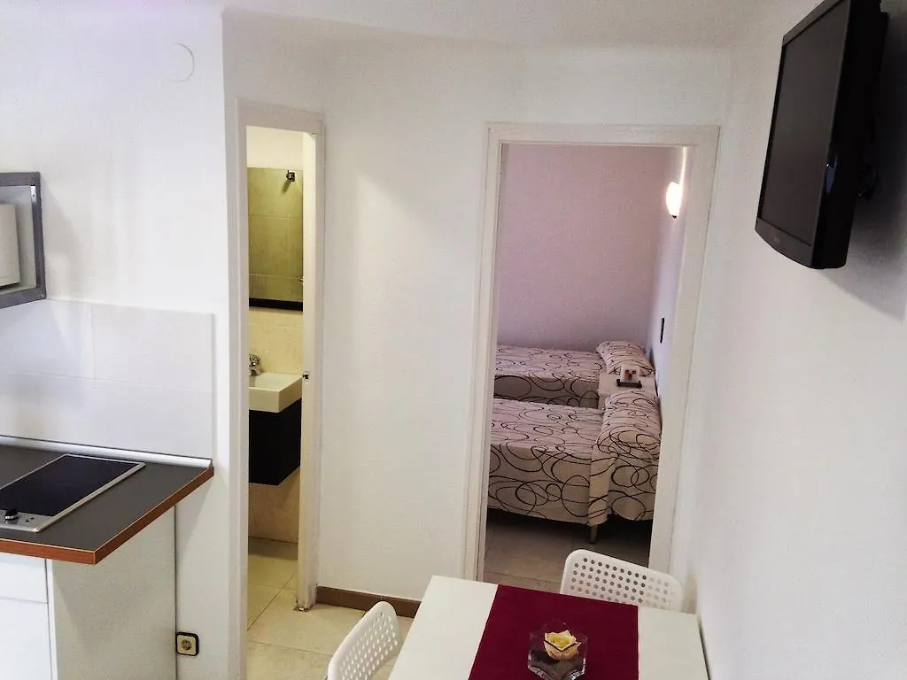 Apartamentos Ar Enjoy Bellavista 滨海略雷特 西班牙