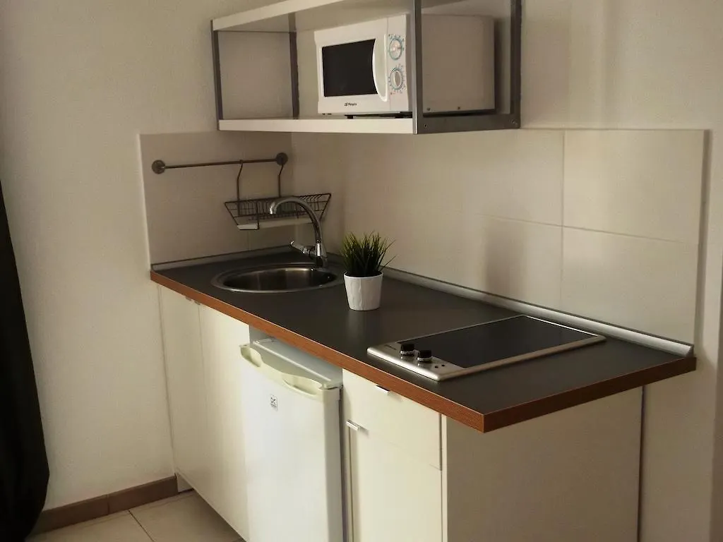 Apartamentos Ar Enjoy Bellavista 滨海略雷特 0*,  西班牙